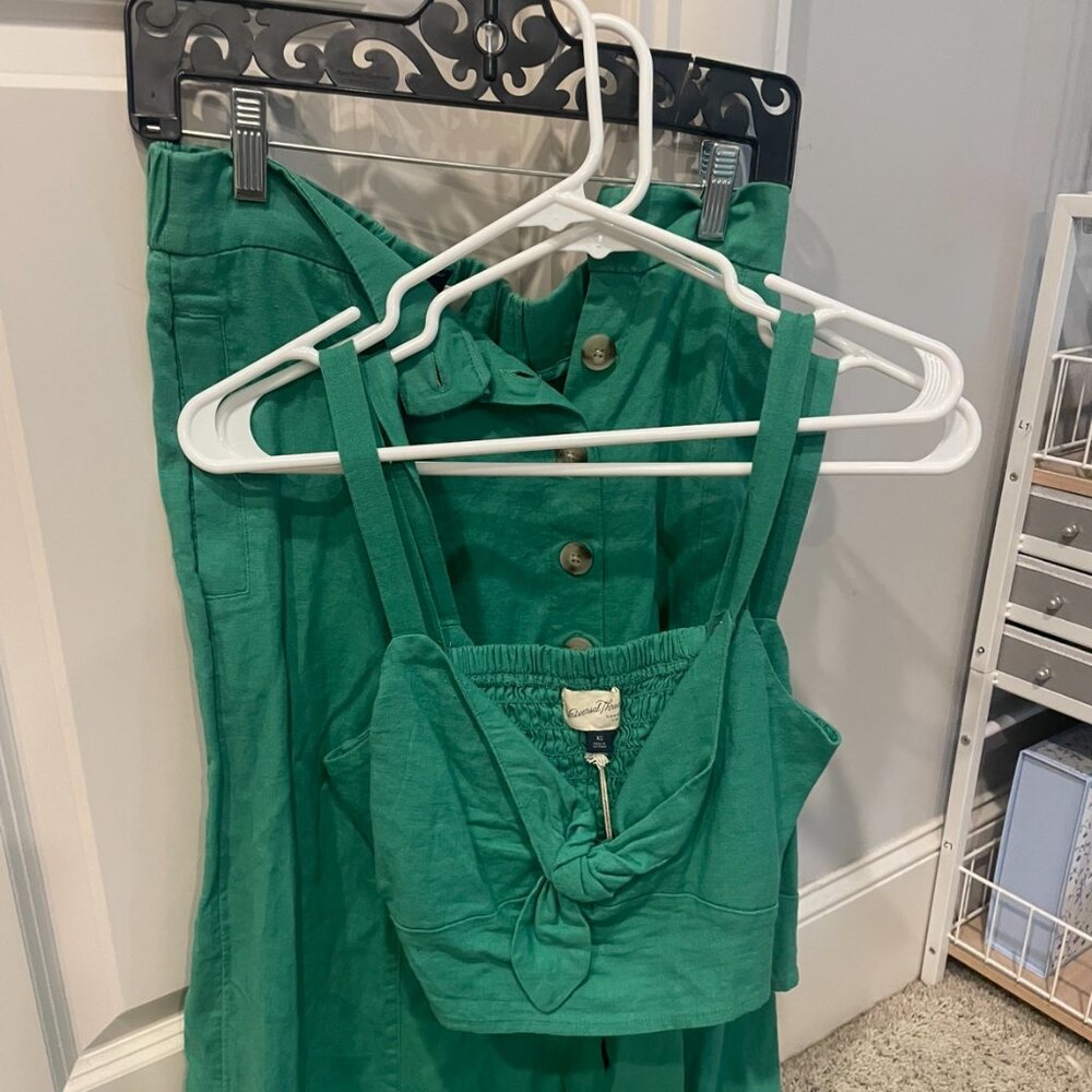 Target -- Universal Thread Set